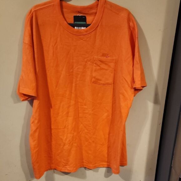 Nike Orange Loose Fit  Short Sleeve Tee XL NWT - Picture 1 of 7
